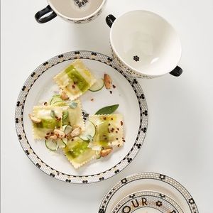 BNWT Anthropologie Bistro Tile Dinner Plate - Set of 4